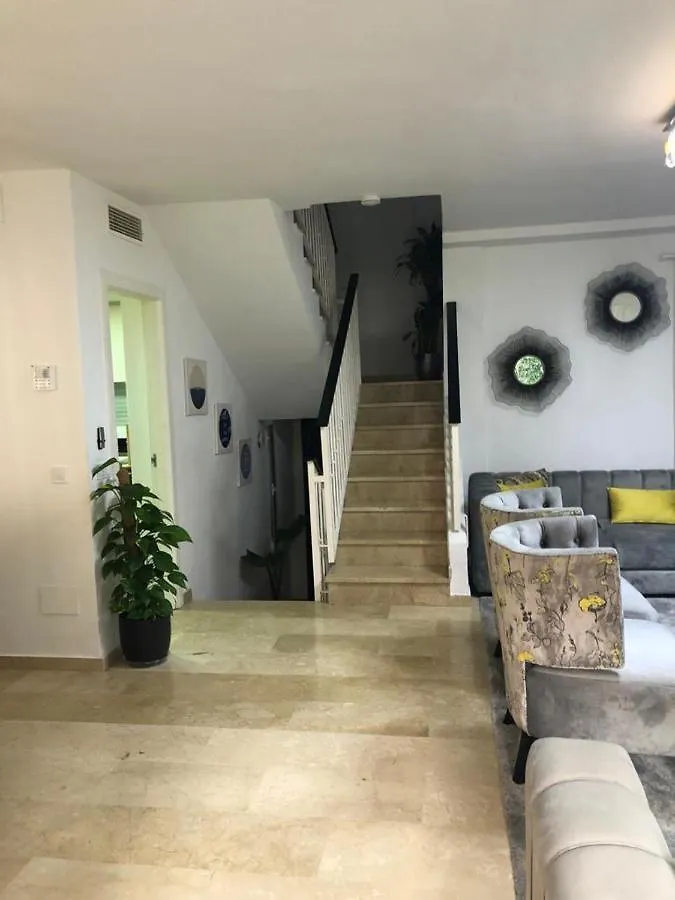 Villa Puerto Banus 3 Habitaciones マルベーリャ 0*,