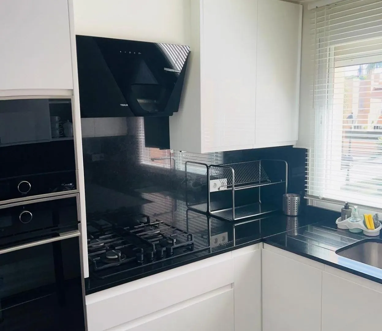 Holiday home Villa Puerto Banus 3 Habitaciones Marbella Spain